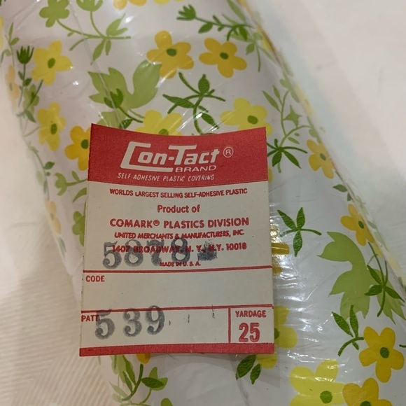 VINTAGE BLOSSOM YELLOW FLOWER‎ SELF-ADHESIVE PLASTIC CONTACT PAPER ROLL 25 YARDS - Picture 2 of 3